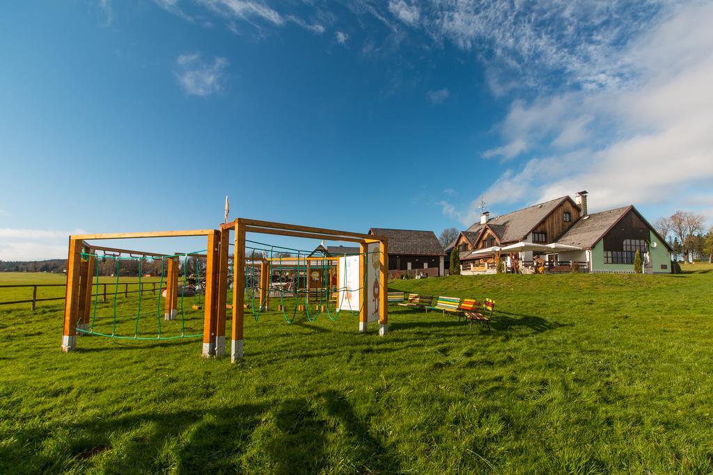 Orlik Rejviz Hotel Eksteriør billede