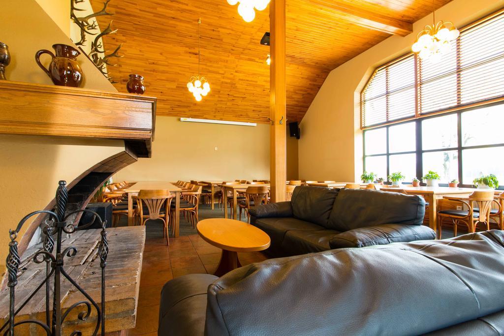 Orlik Rejviz Hotel Eksteriør billede