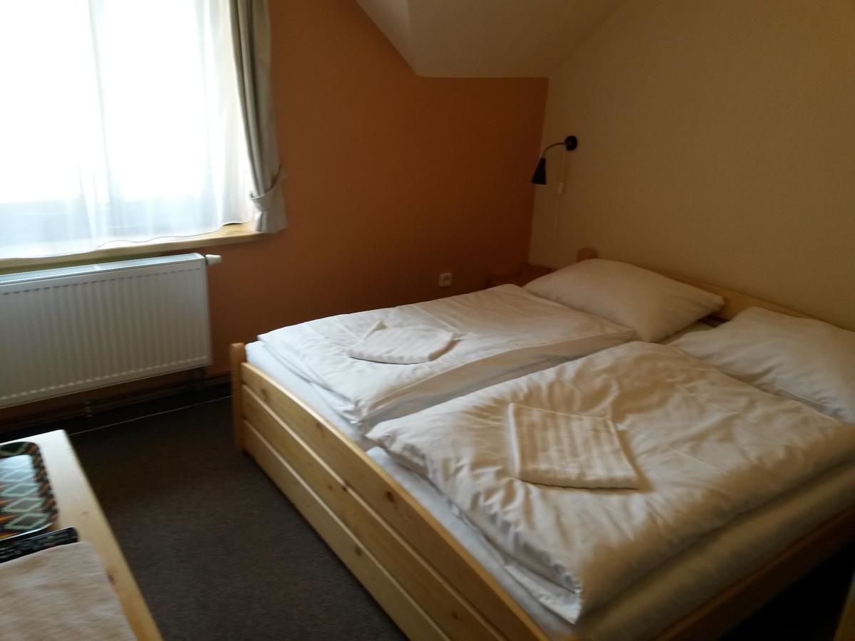 Orlik Rejviz Hotel Eksteriør billede